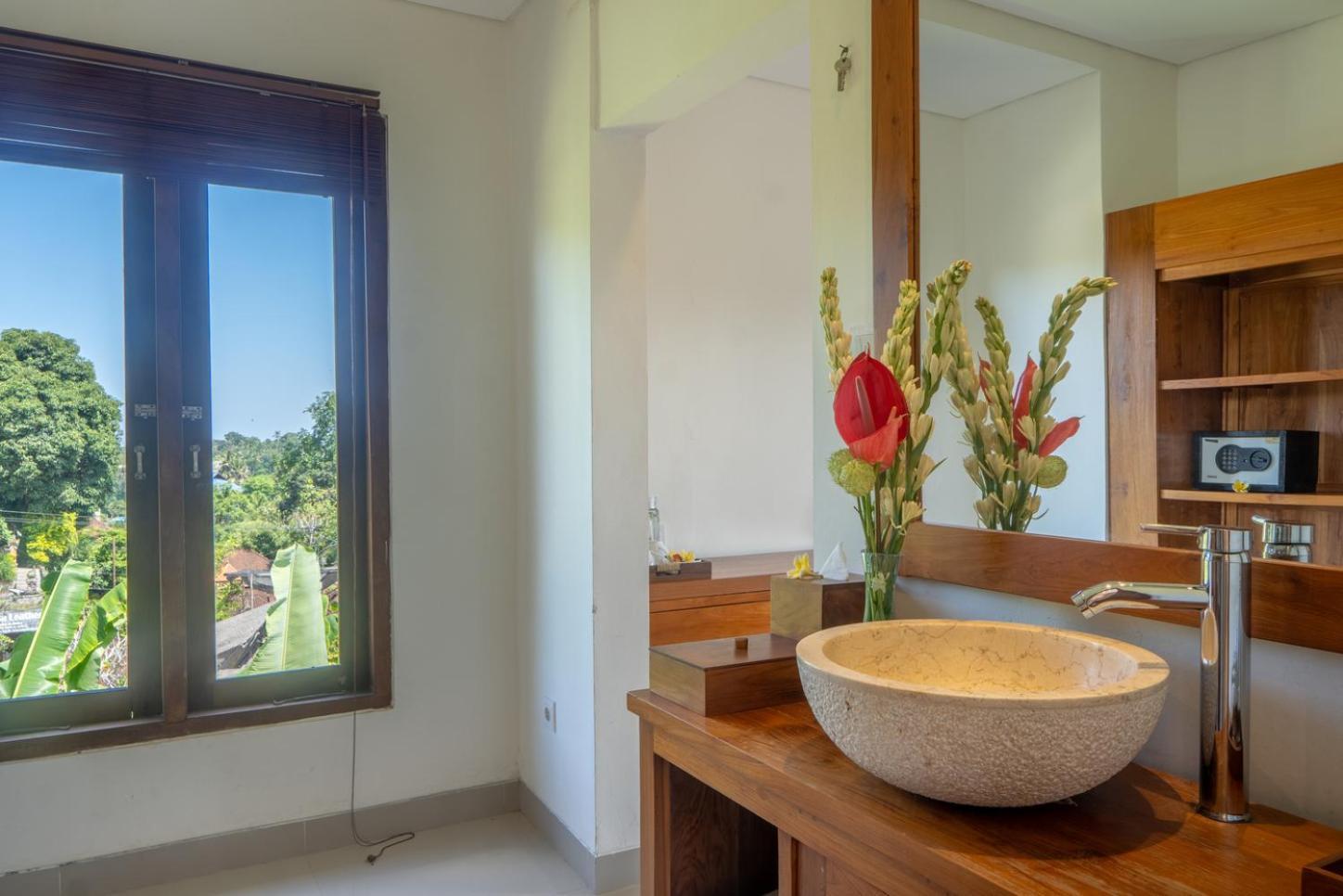 Mahadana Ubud Exterior photo