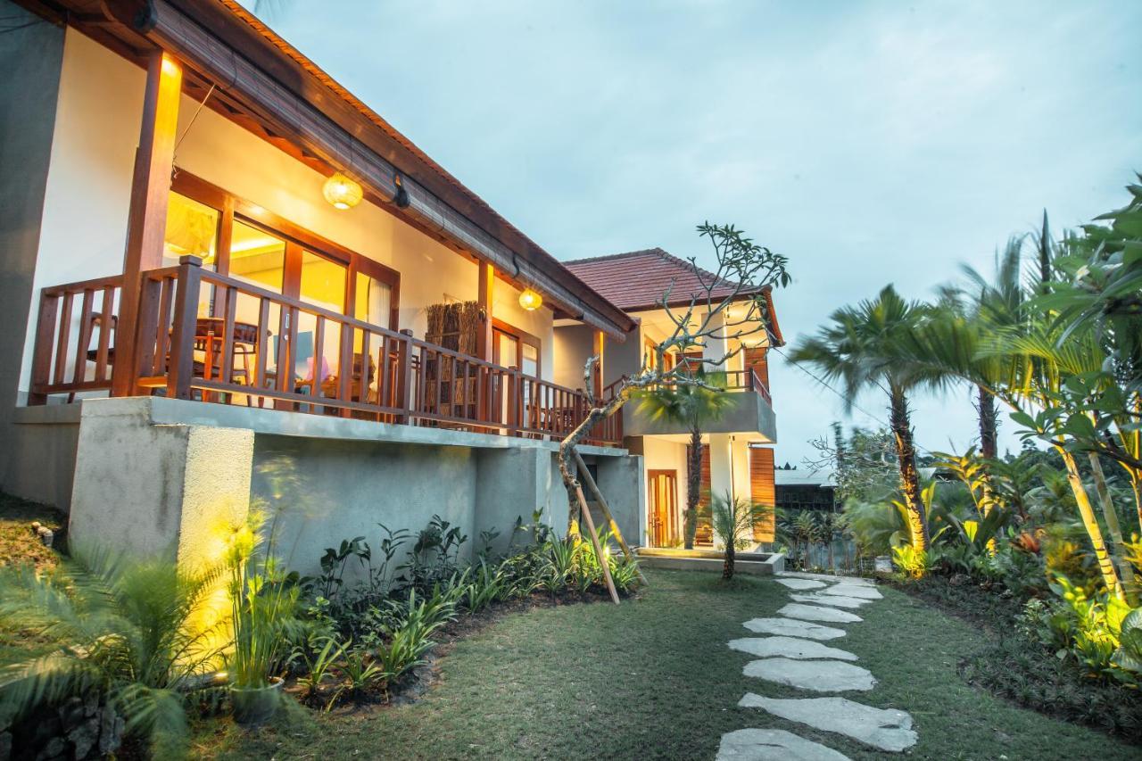 Mahadana Ubud Exterior photo